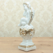Сувенир Ангел на шаре (белый с золотом) (Гипс)